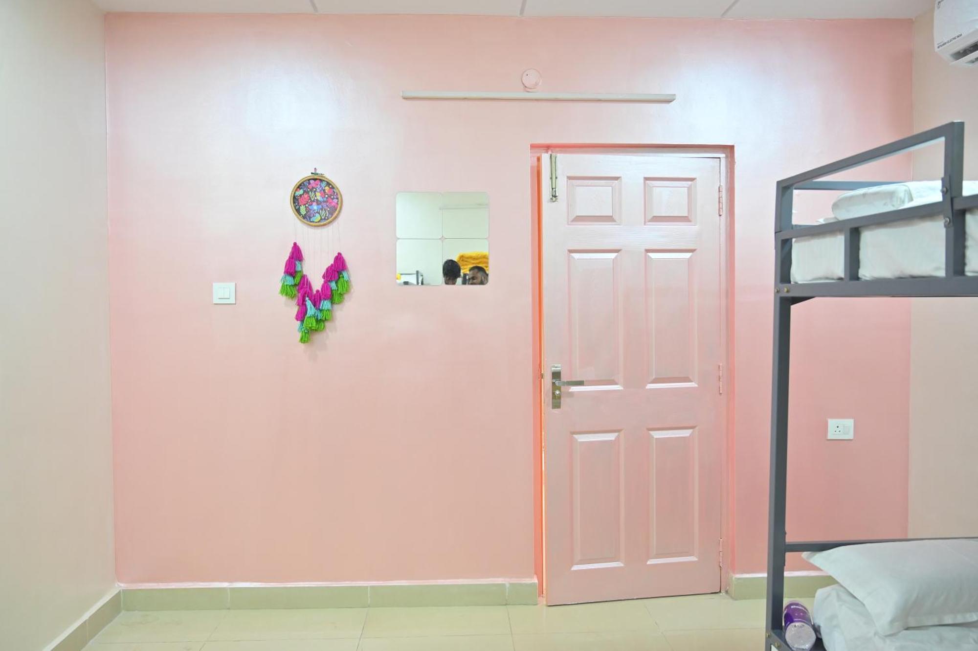 Hotel Hyderabad Wanderers Cave Extérieur photo