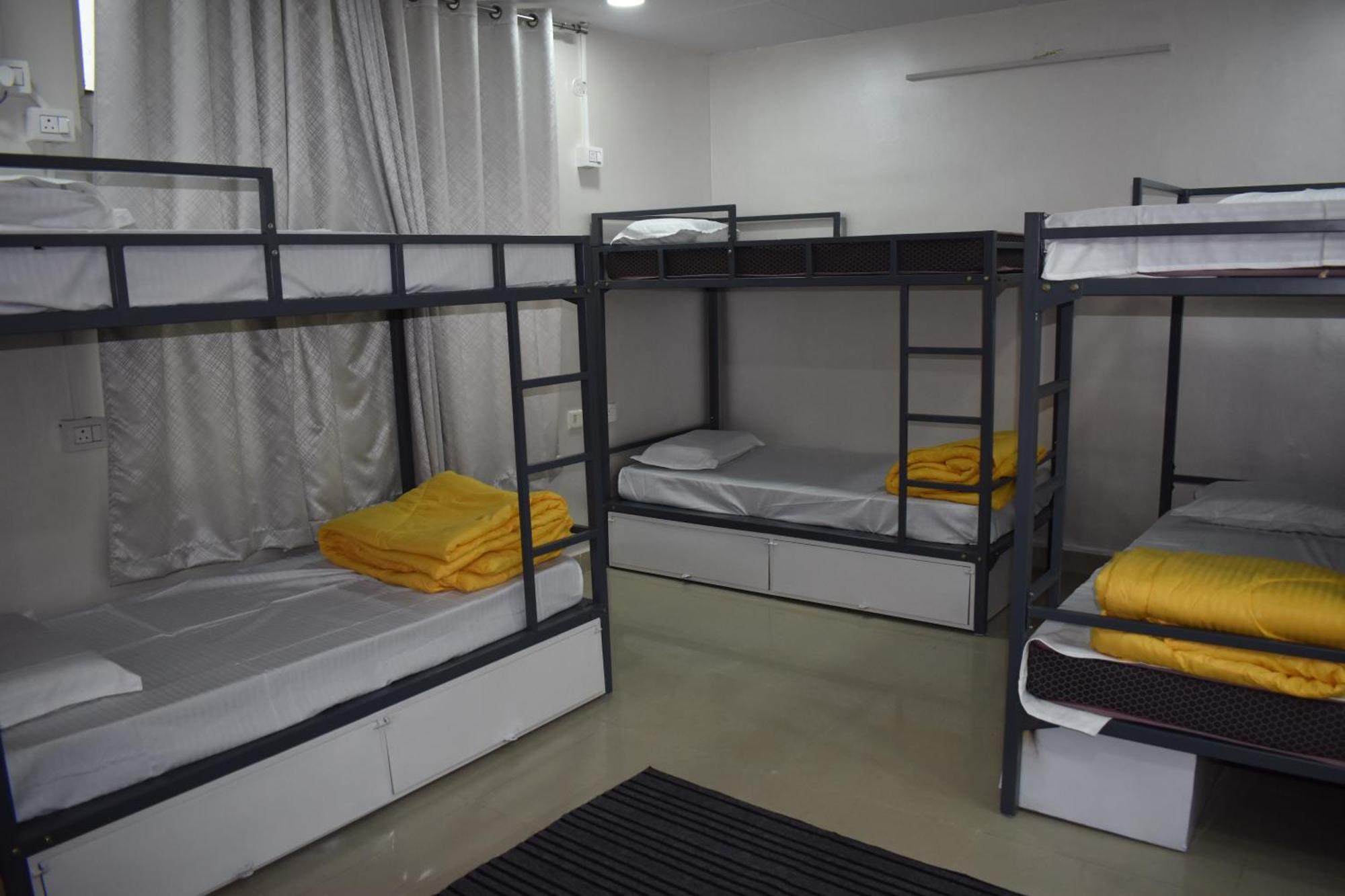Hotel Hyderabad Wanderers Cave Extérieur photo